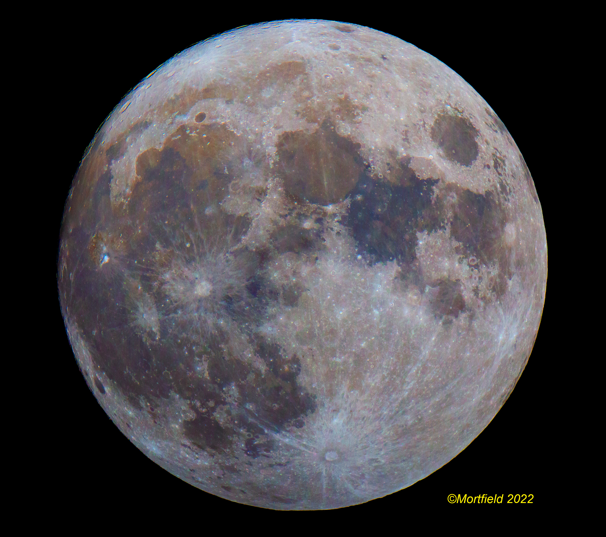 full moon in color 2022